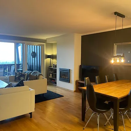 Stor Og Moderne I Sentrum Beitostolen