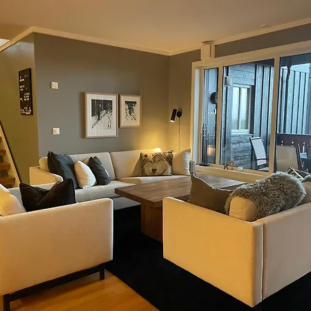 Appartement Stor Og Moderne I Sentrum Beitostolen